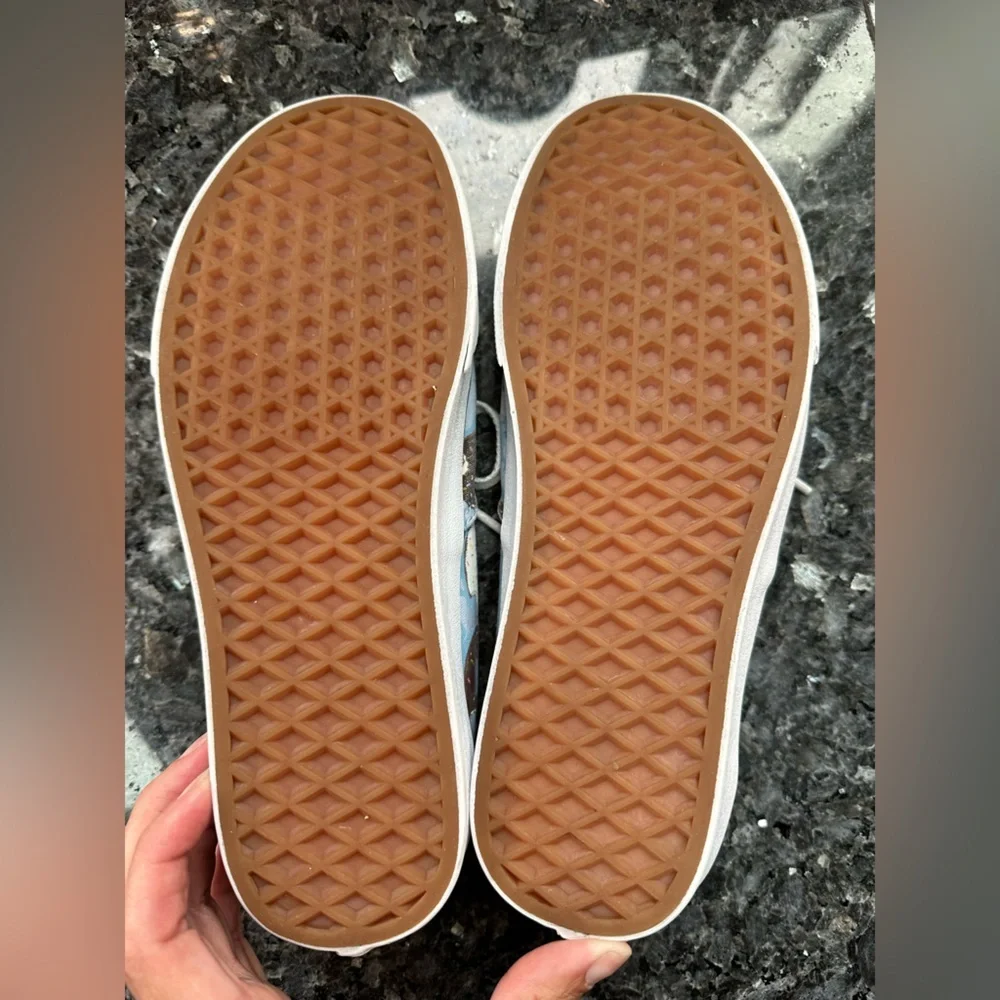 VANS RARE Authentic Donuts Munchies Sprinkles Shoes Size 7.5 Men's 9 Women's
